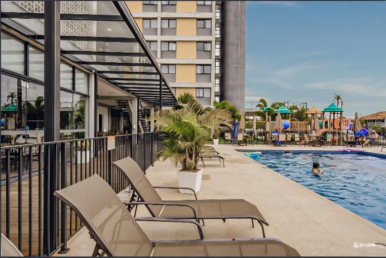 Quarto Hotel Beto Carrero Penha ペーニャ エクステリア 写真
