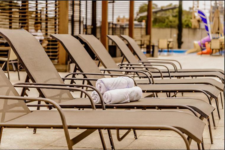 Quarto Hotel Beto Carrero Penha ペーニャ エクステリア 写真