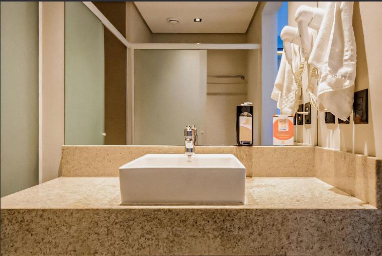 Quarto Hotel Beto Carrero Penha ペーニャ エクステリア 写真